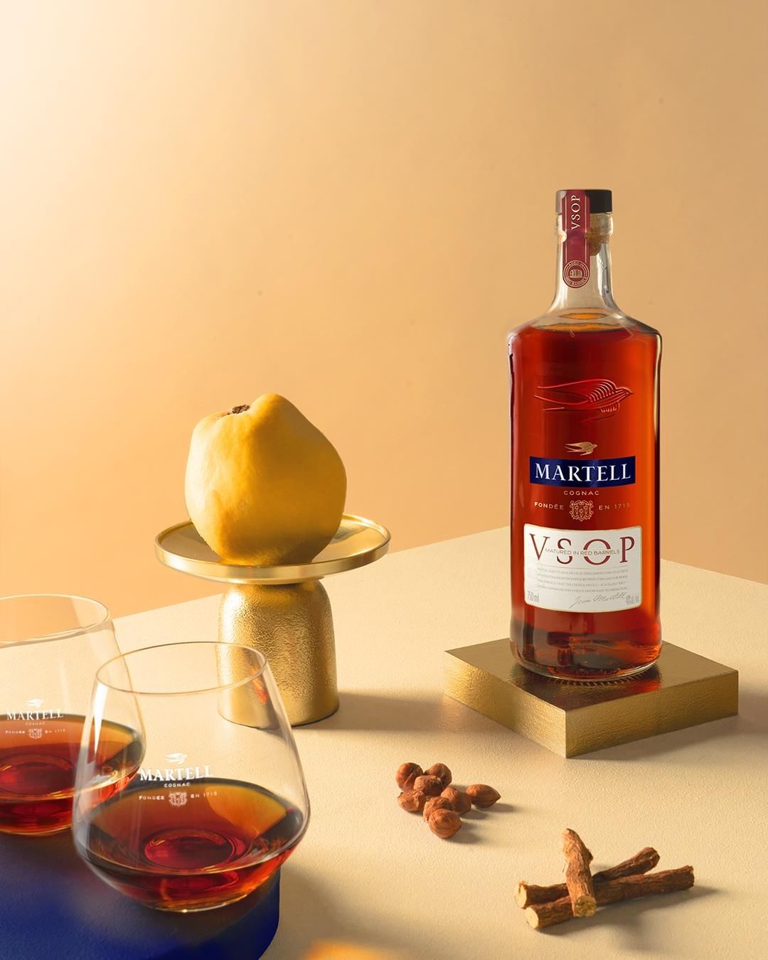 Мартель VSOP в подарочной упаковке 2018 0.5&nbsp;л
