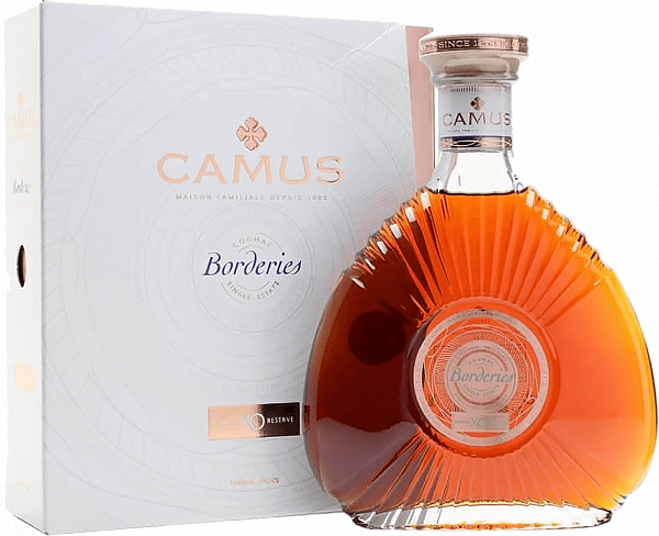 Camus Cognac Borderie XO (Подарочная упаковка), 0.7 л в Москве