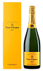 Veuve Clicquot Ponsardin Champagne AOC Brut (Подарочная упаковка), 0.75 л в Москве